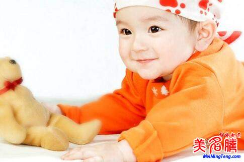 好聽(tīng)?zhēng)洑獾哪袑殞毿∶笕? /></a>如何給你的男寶寶起一個(gè)帥氣又好聽(tīng)的小名和起一個(gè)大名同等重要，需要父母認(rèn)真的對(duì)待，今天小編就來(lái)說(shuō)說(shuō)男寶寶起小名的那些事。一、起好聽(tīng)?zhēng)洑獾哪袑殞毿∶椒?nbsp; 男寶寶生來(lái)陽(yáng)剛，堅(jiān)強(qiáng)。取個(gè)霸氣的小名就...</div>
			         <span id="ctl00_ContentPlaceHolder1_subjectList_dgNews_ctl05_Label1" style="color:Green;font-size:10pt;">2017/4/24 22:05:47</span>
			        <div style="height:5px; font-size:5px"> </div>
			        <hr width="99%" style="text-align:center; border-style:dotted; border-width:0px; height:1px;" />
			        <div style="height:5px; font-size:5px"> </div>
			    </div>
		        </td>
	</tr><tr style="border-width:0px;">
		<td valign="top">
		        <div style="padding-left:3px; padding-right:3px;line-height:180%">
			         <h3 style="padding:0px;margin:0px;display:inline;"><a id="ctl00_ContentPlaceHolder1_subjectList_dgNews_ctl06_HyperLink1" class="headline" href="/baobaoqiming/nanbaobaoqiming/s.aspx?newsid=6318" target="_blank">好聽(tīng)的雞年男寶寶起名大全</a></h3>
			        
			          <span style="color:Red;font-size:8pt;"></span>
			        <br />
			        <div style="padding-top:1px; width:95%; padding-left:8px; line-height:180%;color:#2f2f2f;font-size:14px;" ><a href=